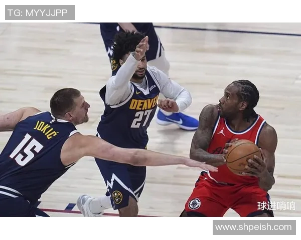 3月18日NBA焦点战掘金迎战快船双方争夺季后赛席位的关键对决 3月18日NBA焦点战掘金迎战快船双方争夺季后赛席位的关键对决